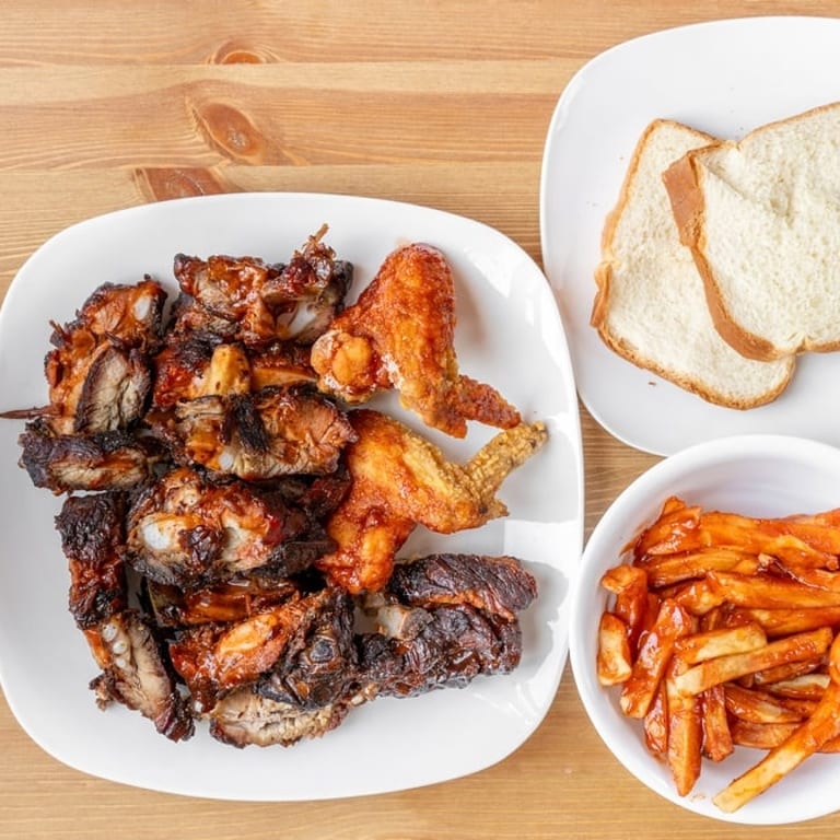 Satisfying Sandwiches: BBQ, Burgers, and More